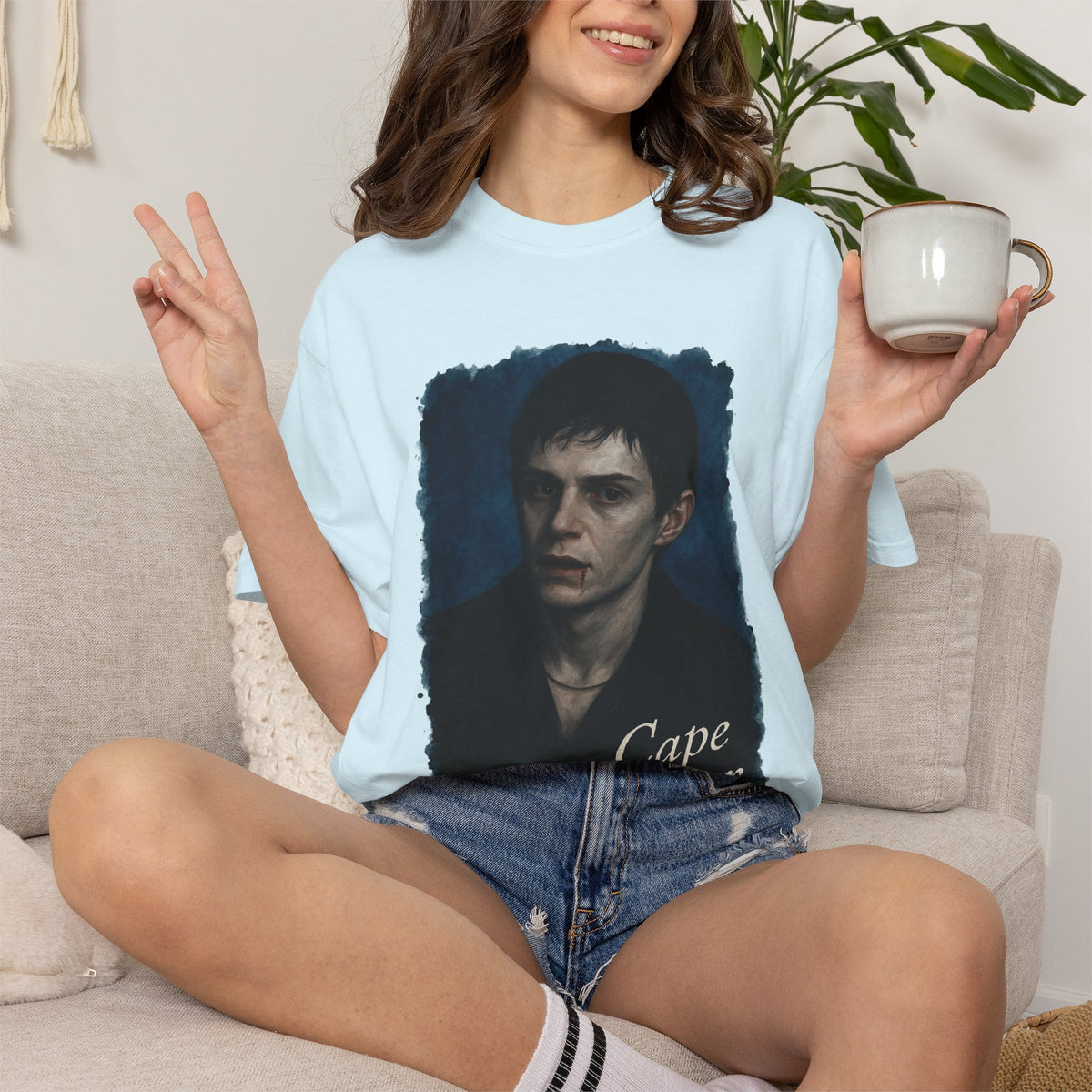 Evan Peters (Season 10) T-Shirt